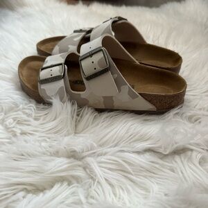 Camo Arizona Birkenstocks